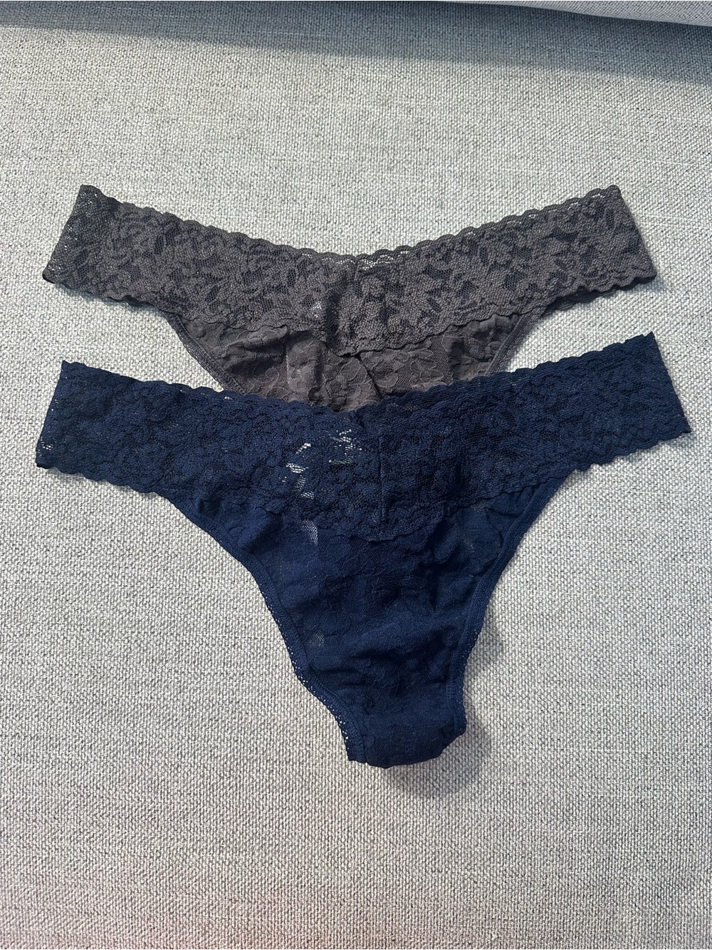 Hanky Panky Signature Lace Original Rise Thongs